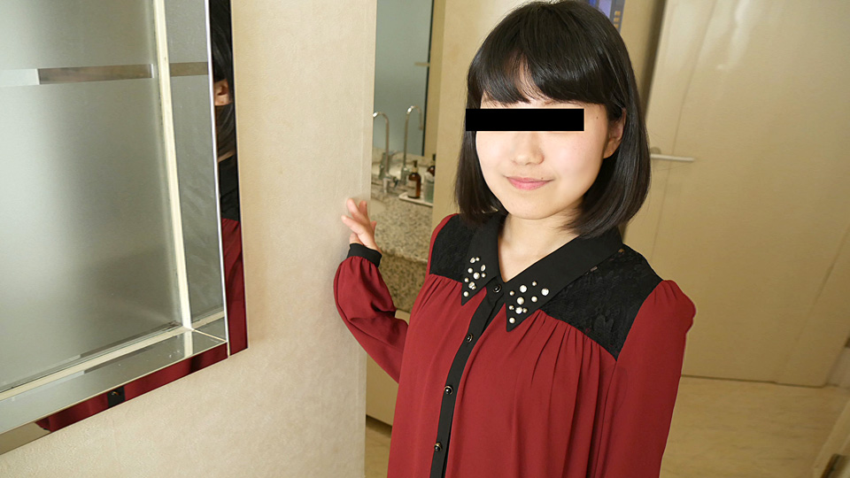 看上去认真的女孩，实际上是淫乱的变态