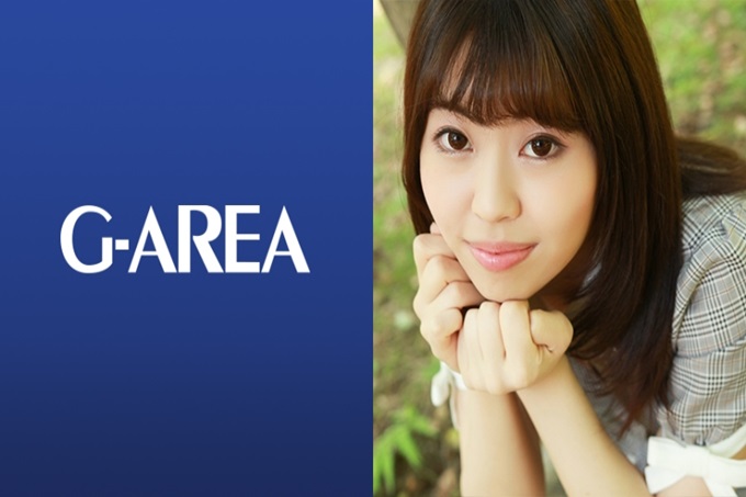 G-AREA りりか B85/W58/H90/21岁/163cm此次性爱拍摄对象，由于认生的性格紧张过多是不是举办了早的幸运小便时间。为了解除紧张用手淫心情舒畅用电动按摩棒连续痉挛绝顶。忍耐汁液溢出的小鸡鸡变得不能忍耐！那个身姿口交，是完全享受做爱