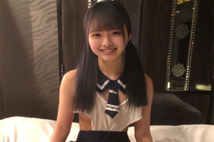 【FC2】【奇迹18岁！ Ayu-chan，天才卡哇伊的化身]我有点伸展，但我的内心是18岁。