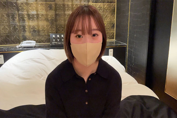 [FC2]奇闻趣事与一位面部偏差杰作的美丽大学生。如果为了快感而责怪阴蒂的弱点，用硬肉棒开发，那就太热闹了，泪目→腹射。