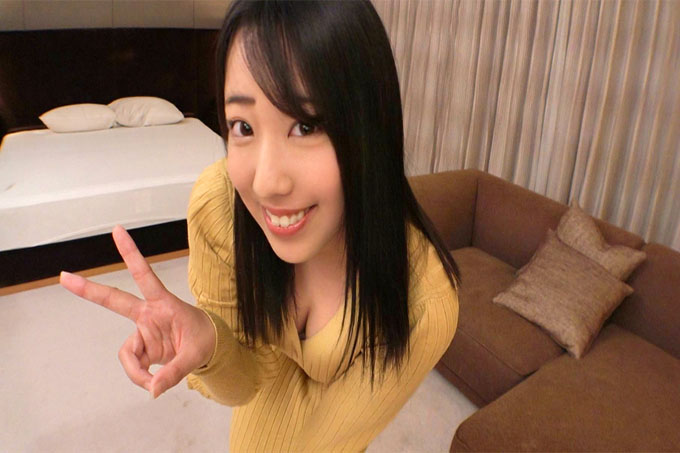  一年没有交男朋友，一点礼数都没有的车站便当店员，积攒了欲望。
